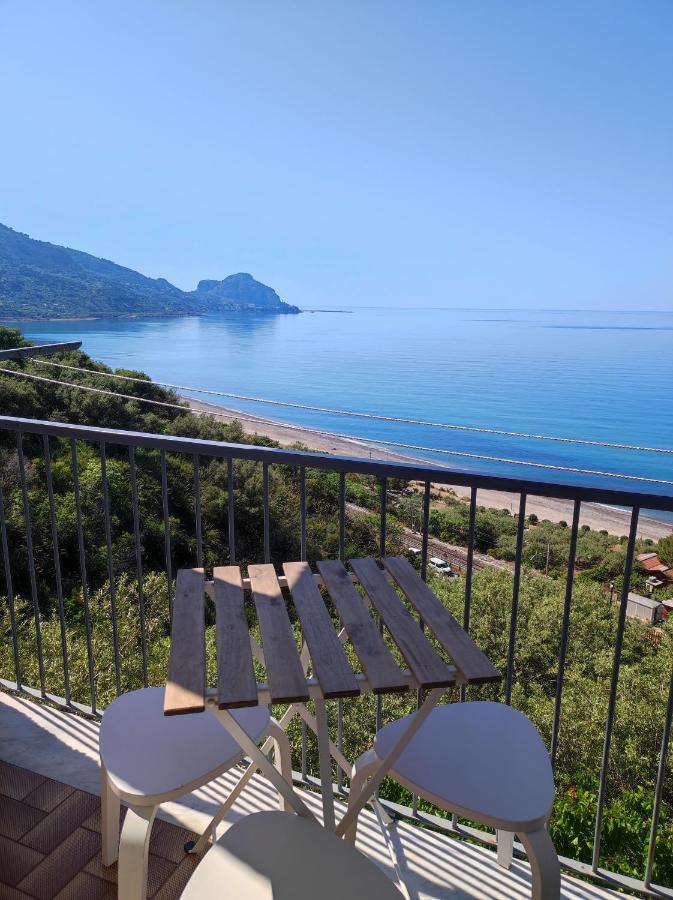 Sea Sound House Villa Sant'Ambrogio  Exterior photo
